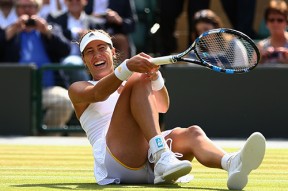 包含穆古鲁扎迎来三赛季高光表现，西班牙队球迷沸腾！的词条